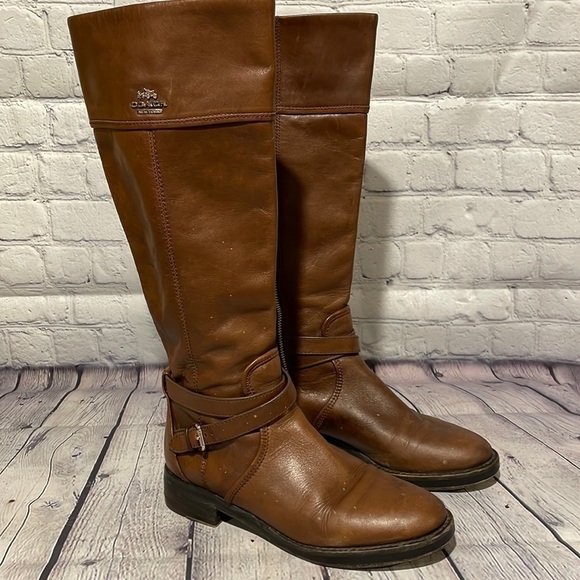 Coach British Tan Tall Boots with gold logo Sz 6B - Picture 1 of 8